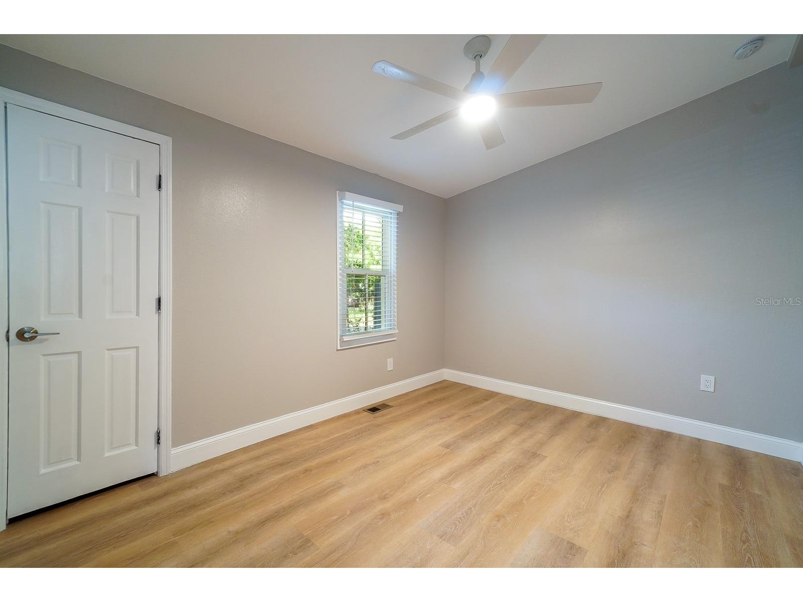 437 N Shine Avenue Orlando FL 32803 O6418969 image18