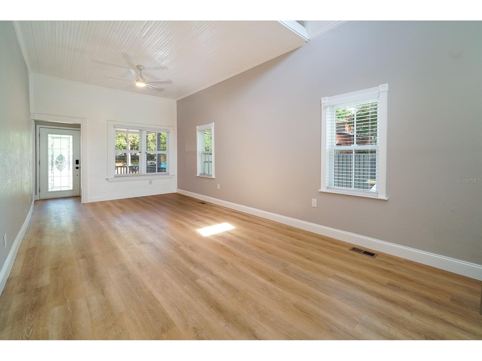 437 N Shine Avenue Orlando FL 32803 O6418969 image5