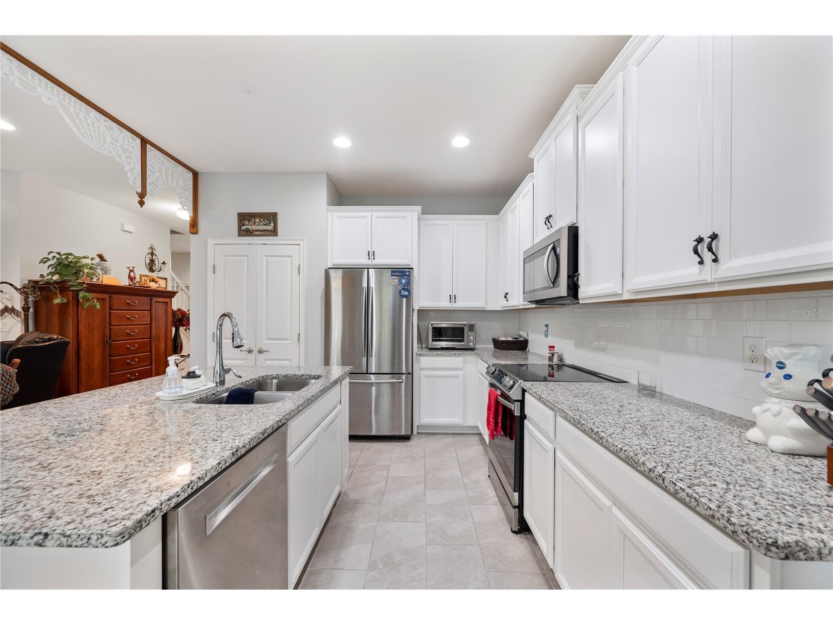 437 Sapphire Drive Davenport FL 33837 L4960996 image13