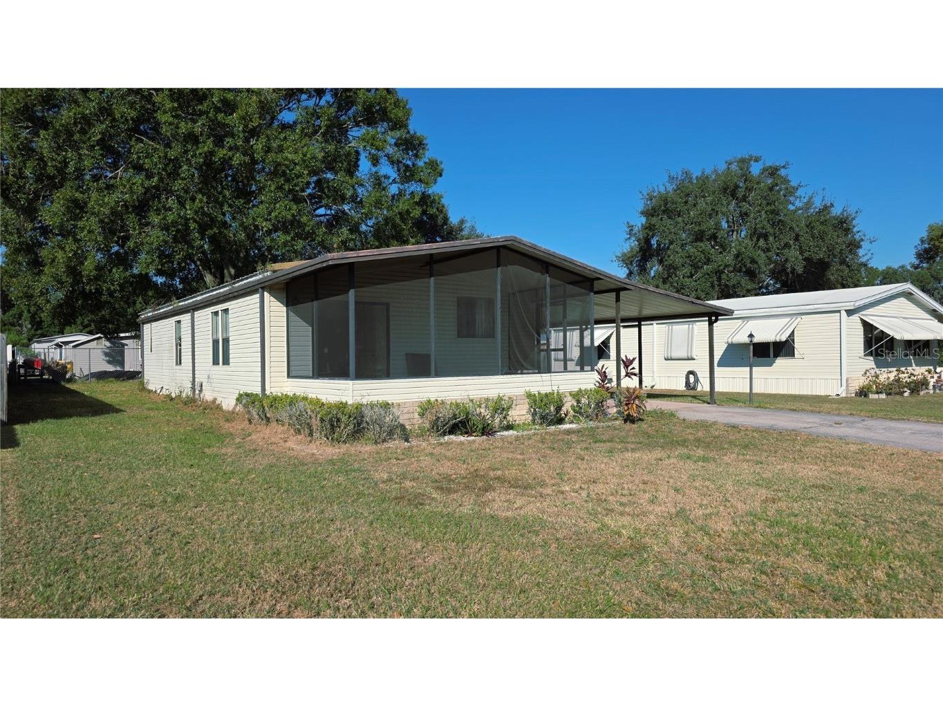 437 Skyline Drive E Lakeland FL 33801 L4957492 image2