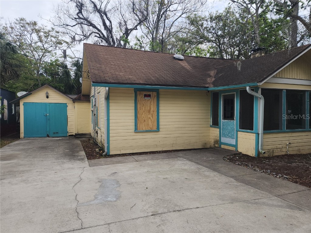 437 Warner Place Daytona Beach FL 32114 V4941705 image1