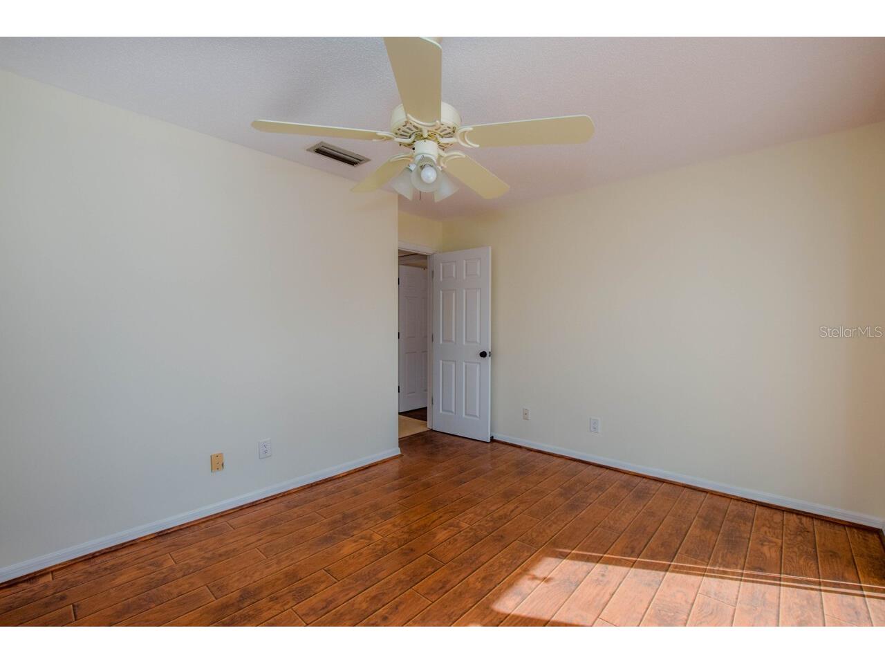 437 Wexford Circle #79 Venice FL 34293 N6142381 image23