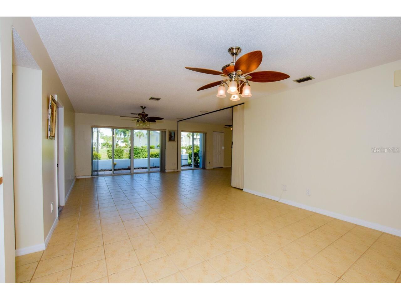 437 Wexford Circle #79 Venice FL 34293 N6142381 image4