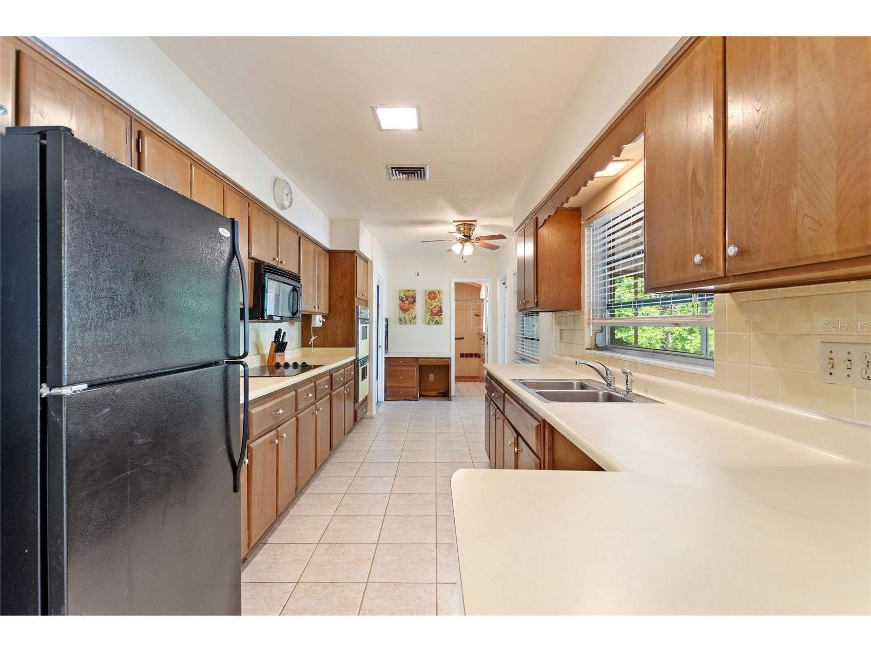 4370 Bougainville Drive Indian Lake Estates FL 33855 - LAKE WALK IN WATER P4938249 image10
