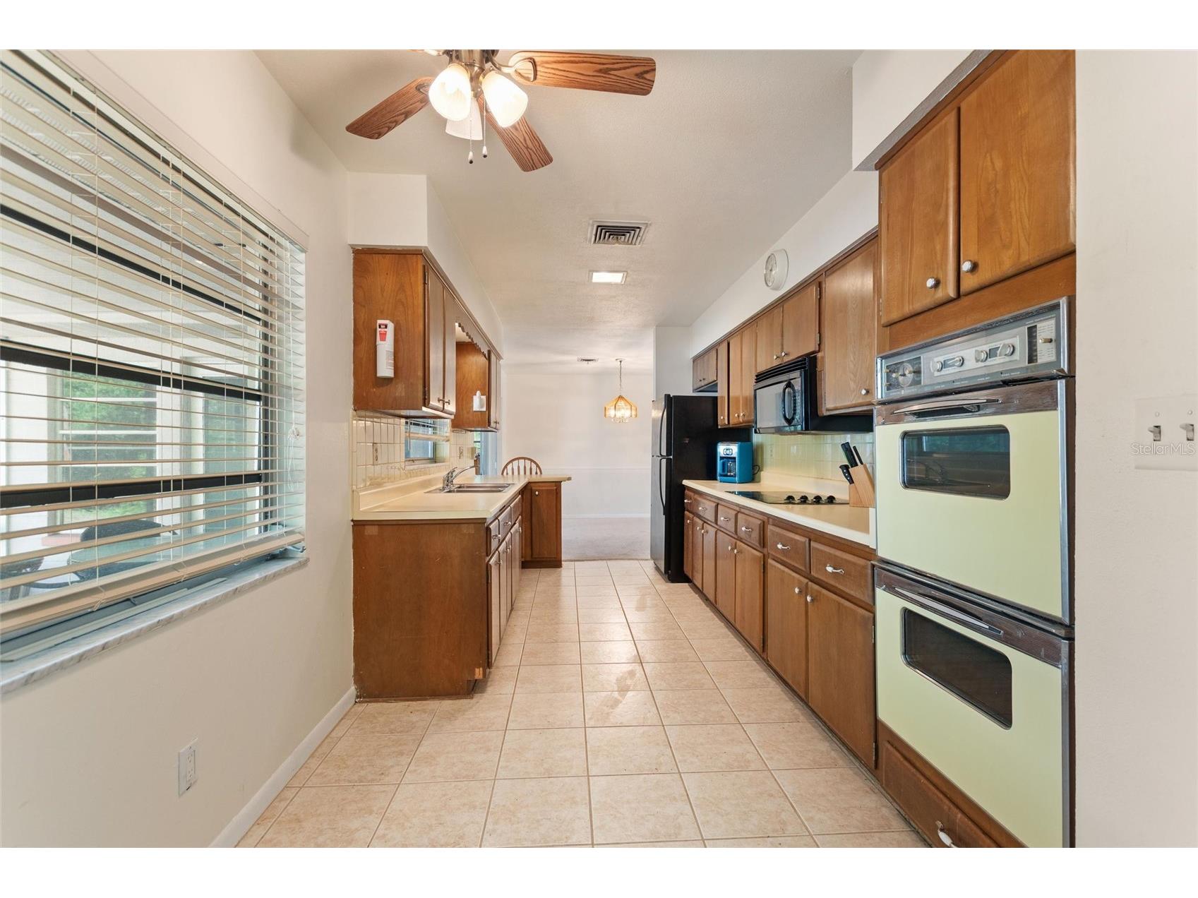 4370 Bougainville Drive Indian Lake Estates FL 33855 - LAKE WALK IN WATER P4938249 image13