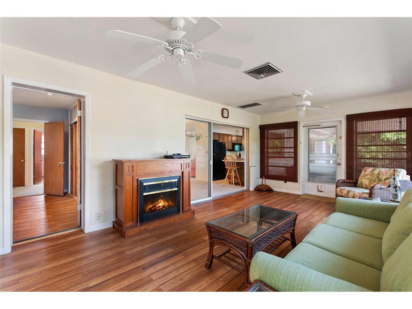4370 Bougainville Drive Indian Lake Estates FL 33855 - LAKE WALK IN WATER P4938249 image15