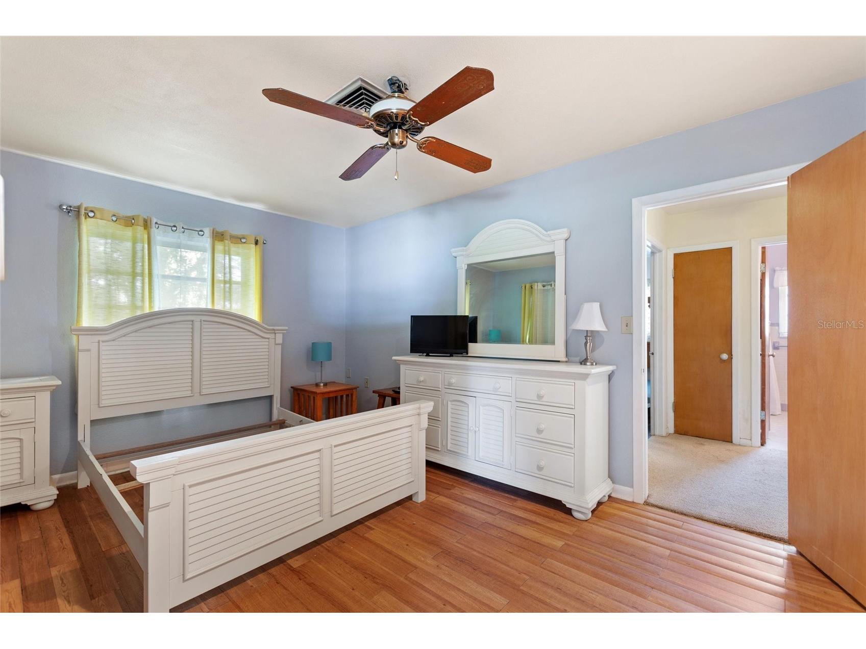 4370 Bougainville Drive Indian Lake Estates FL 33855 - LAKE WALK IN WATER P4938249 image17