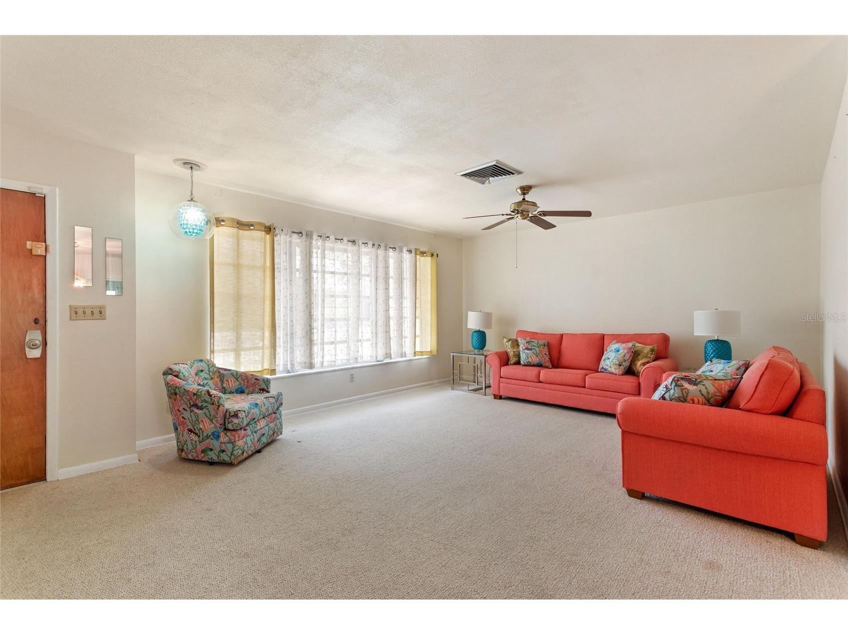 4370 Bougainville Drive Indian Lake Estates FL 33855 - LAKE WALK IN WATER P4938249 image3