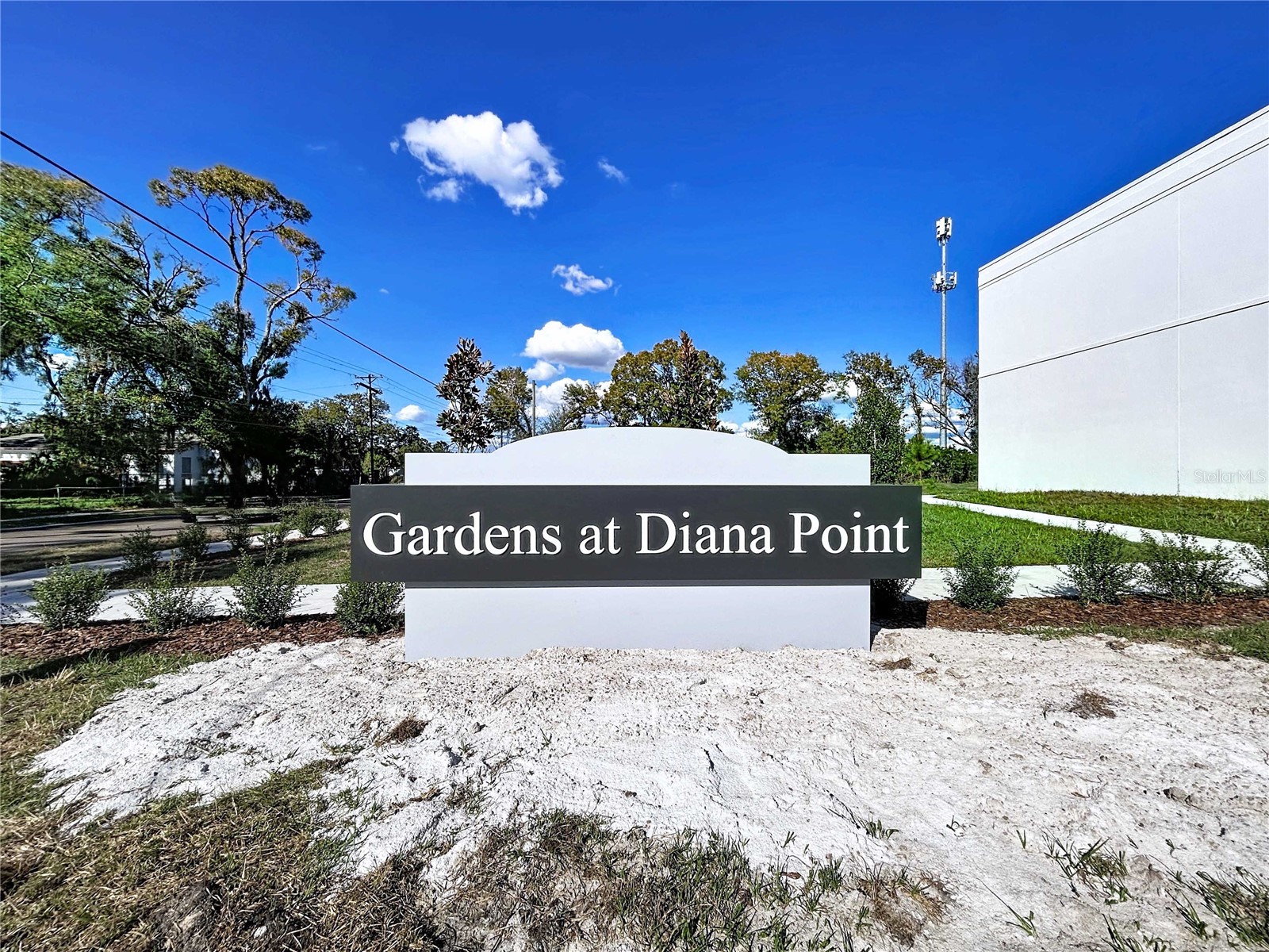 4370 Cambio Gardens Court Tampa FL 33610 TB8440351 image2