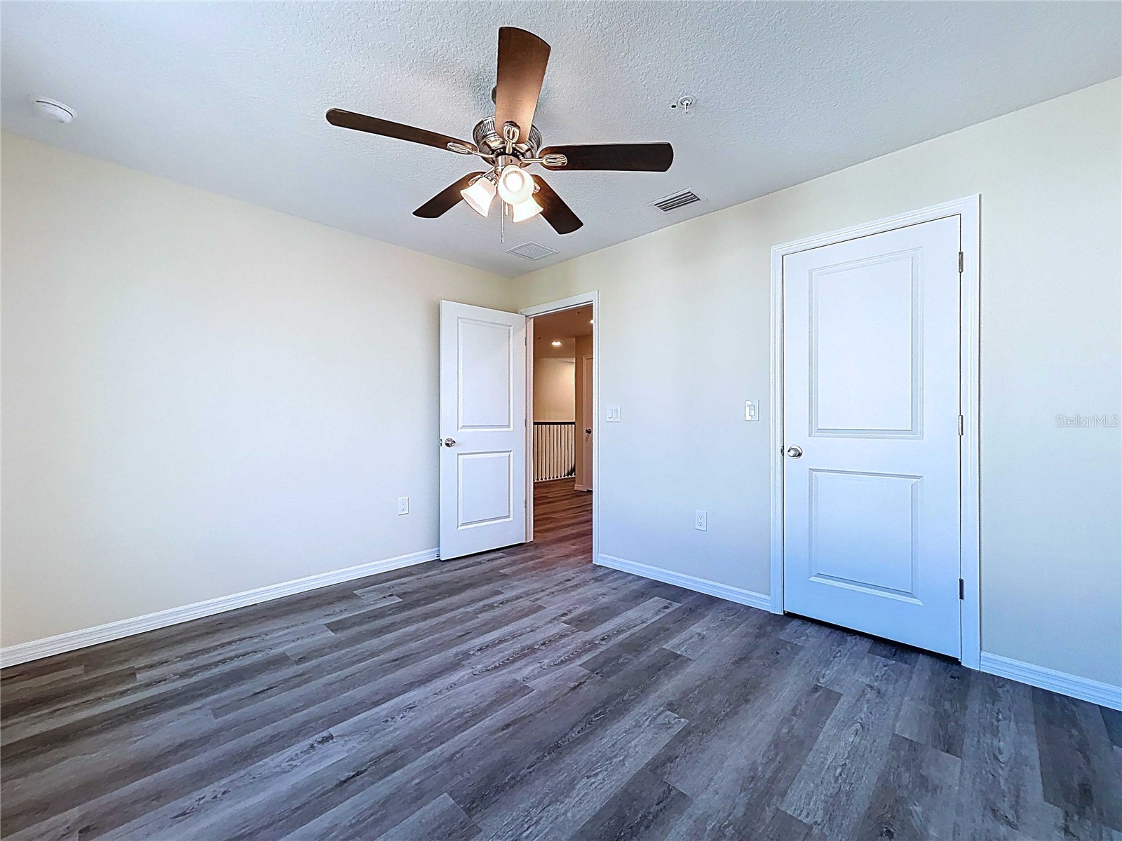 4370 Cambio Gardens Court Tampa FL 33610 TB8440351 image51