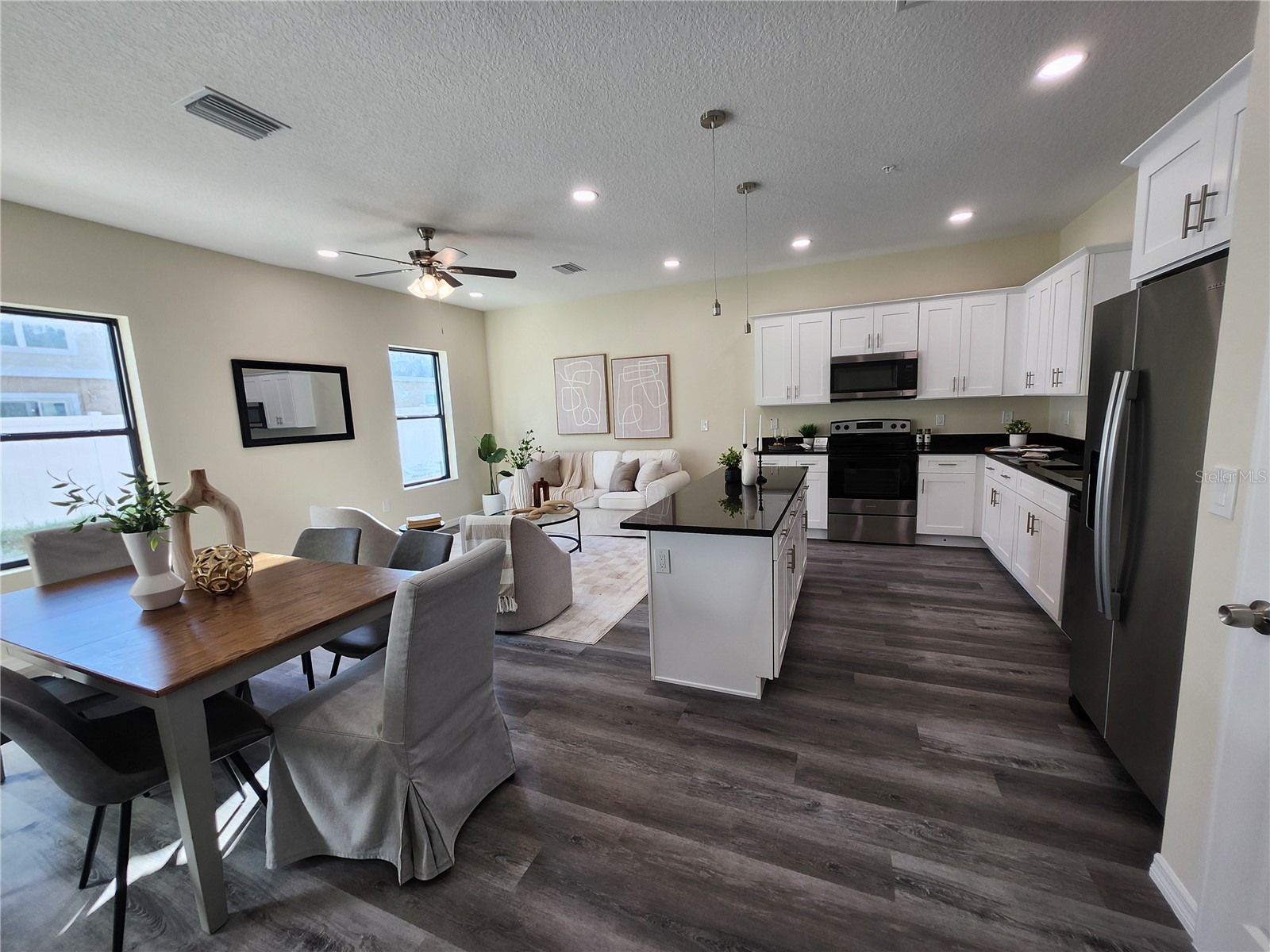 4370 Cambio Gardens Court Tampa FL 33610 TB8440351 image77