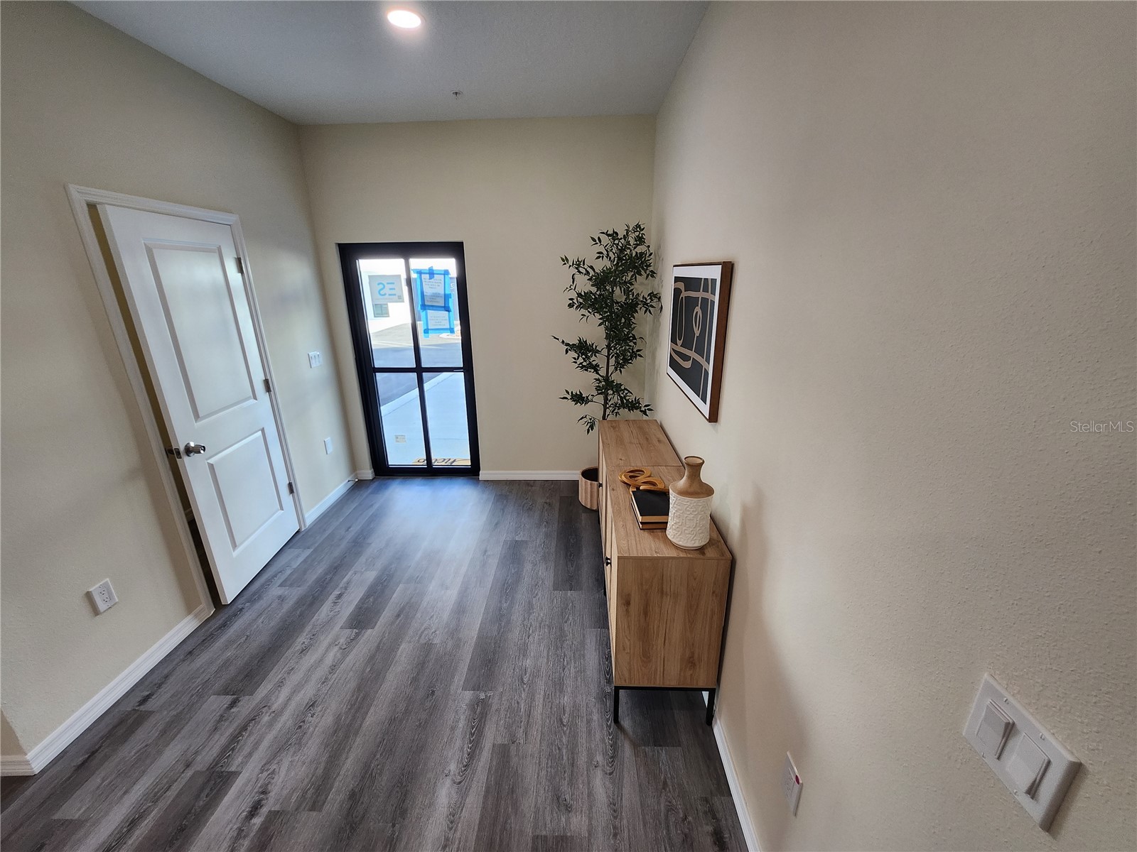 4370 Cambio Gardens Court Tampa FL 33610 TB8440351 image80