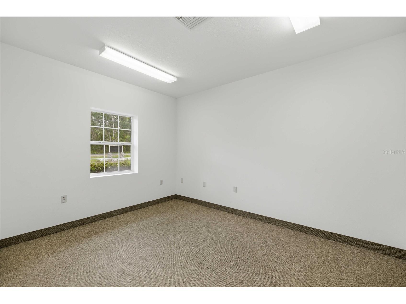 4370 NE 35th Street #2 Ocala FL 34479 OM726670 image4