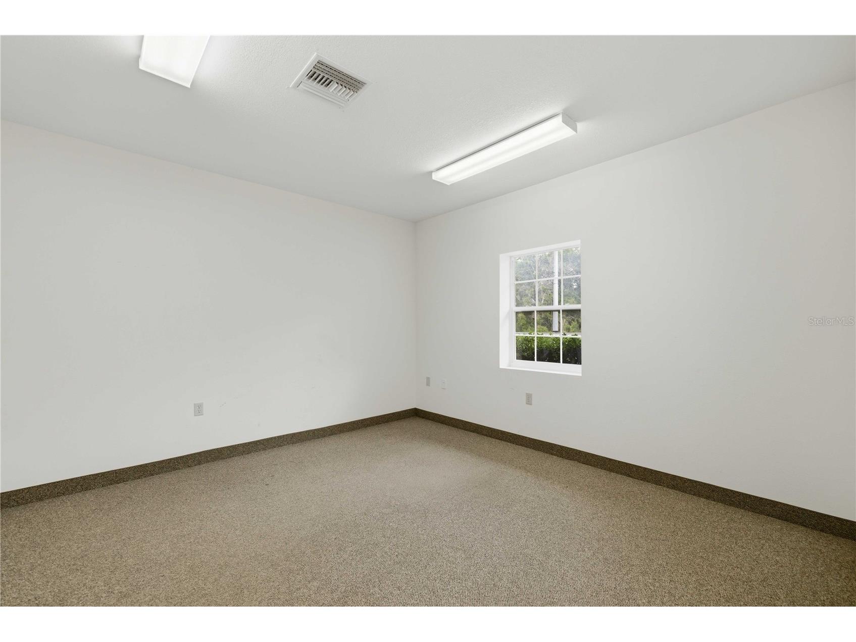 4370 NE 35th Street #2 Ocala FL 34479 OM726670 image9