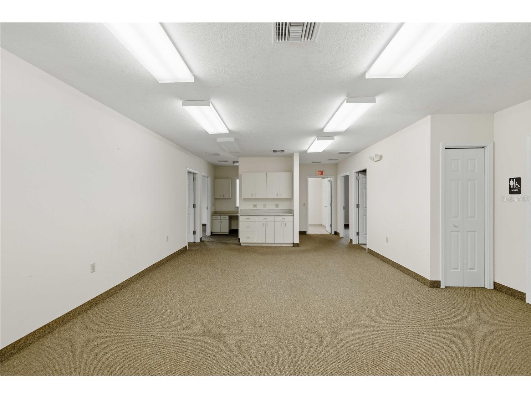 4370 NE 35th Street #3 Ocala FL 34479 OM726676 image15