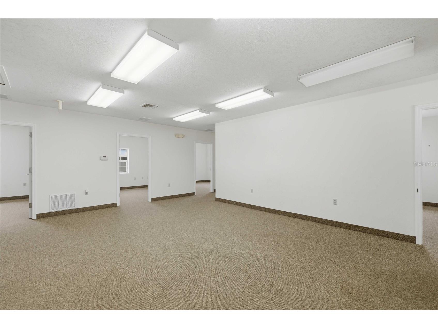 4370 NE 35th Street #3 Ocala FL 34479 OM726676 image6