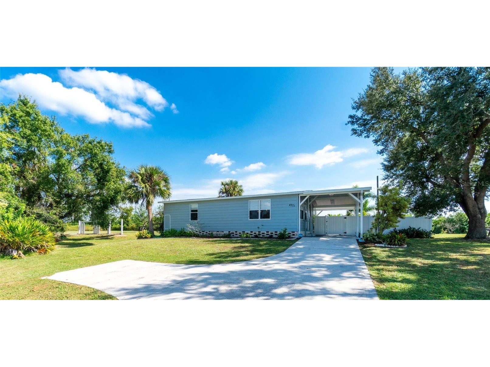 4371 Riverside Drive Punta Gorda FL 33982 C7464765 image1