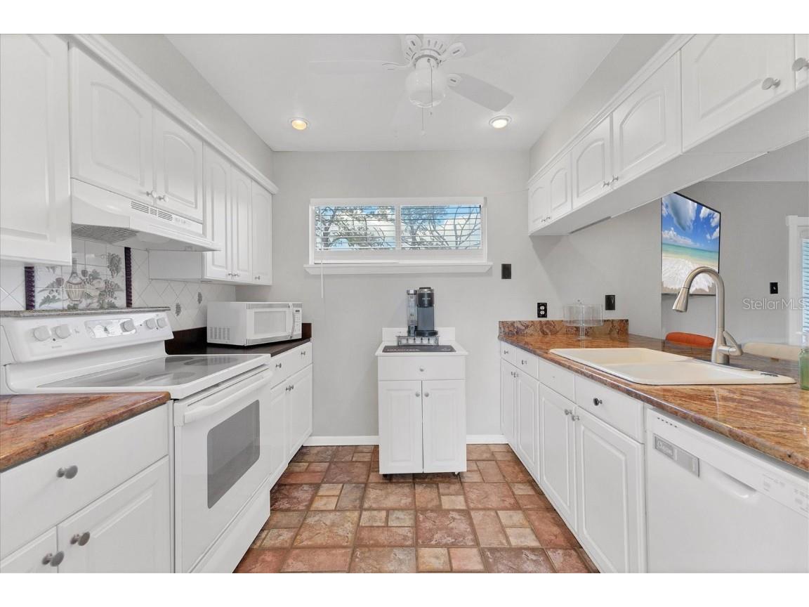 4371 Sandner Drive #4371 Sarasota FL 34243 A4664773 image10