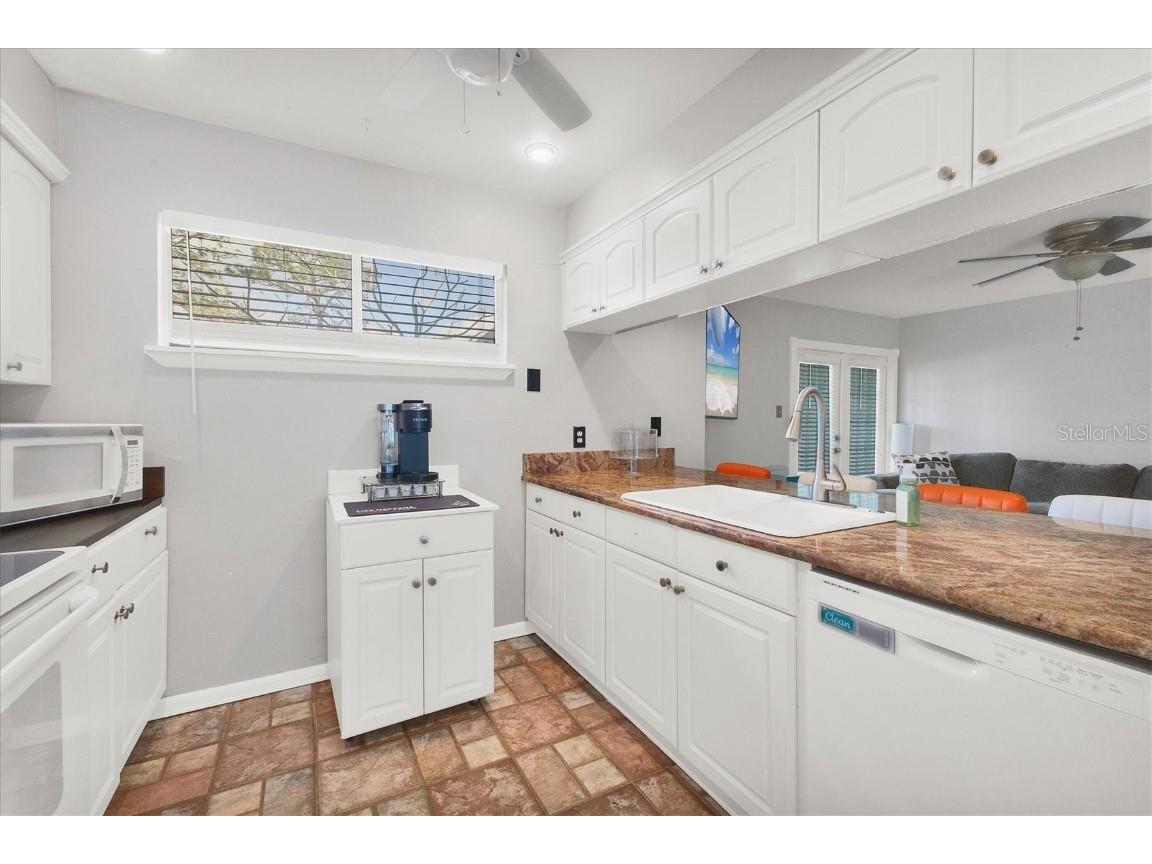 4371 Sandner Drive #4371 Sarasota FL 34243 A4664773 image11