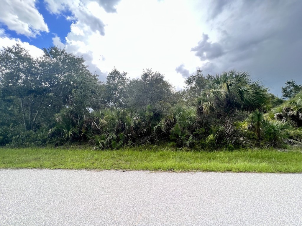 4371 Schneider Street Port Charlotte FL 33981 C7462777 image1