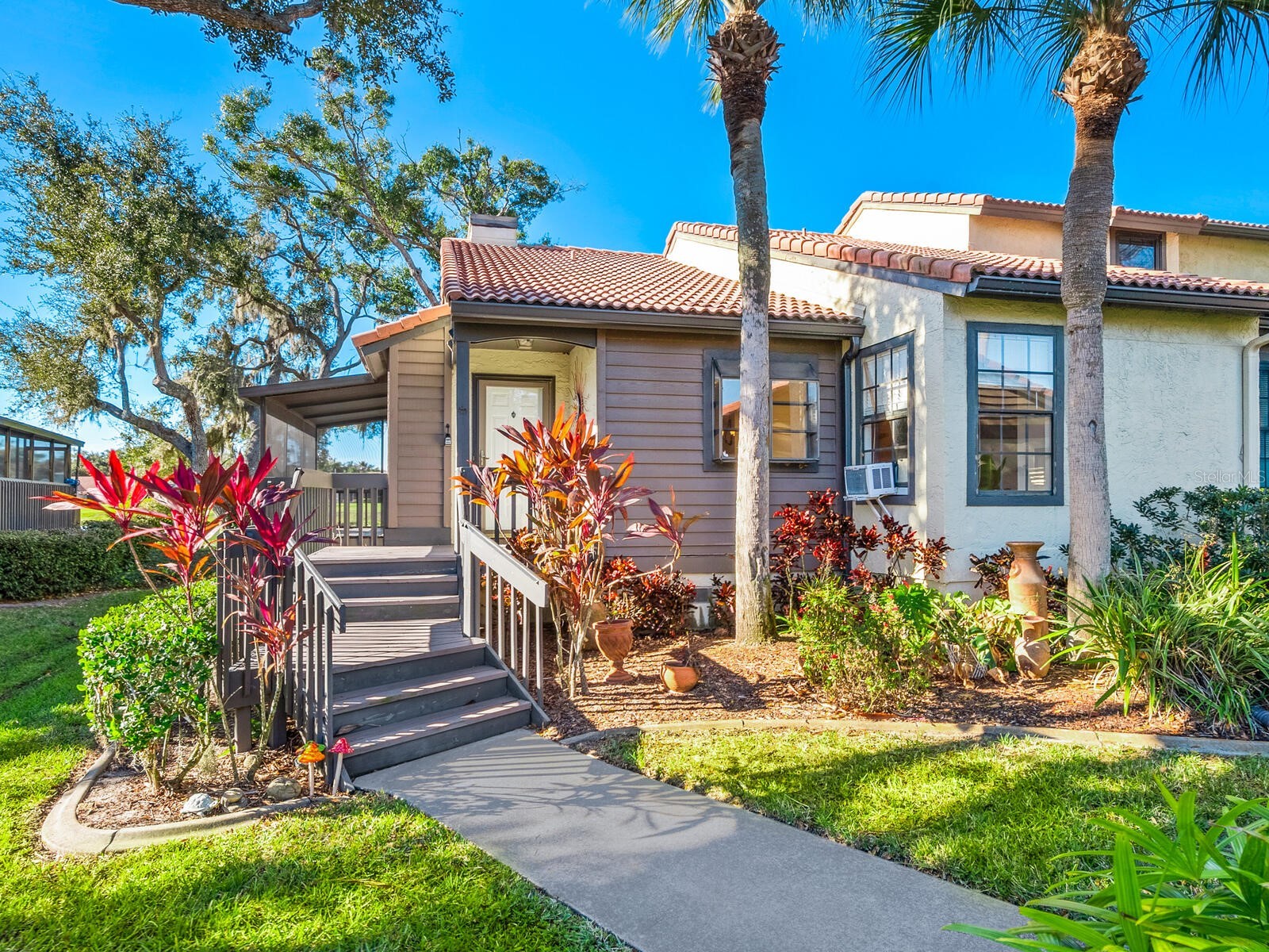 4372 Trails Drive #15-1 Sarasota FL 34232 A4678938 image1