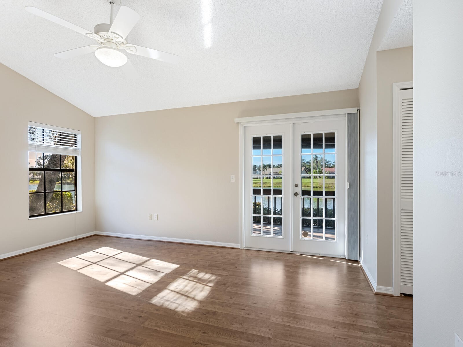 4372 Trails Drive #15-1 Sarasota FL 34232 A4678938 image26