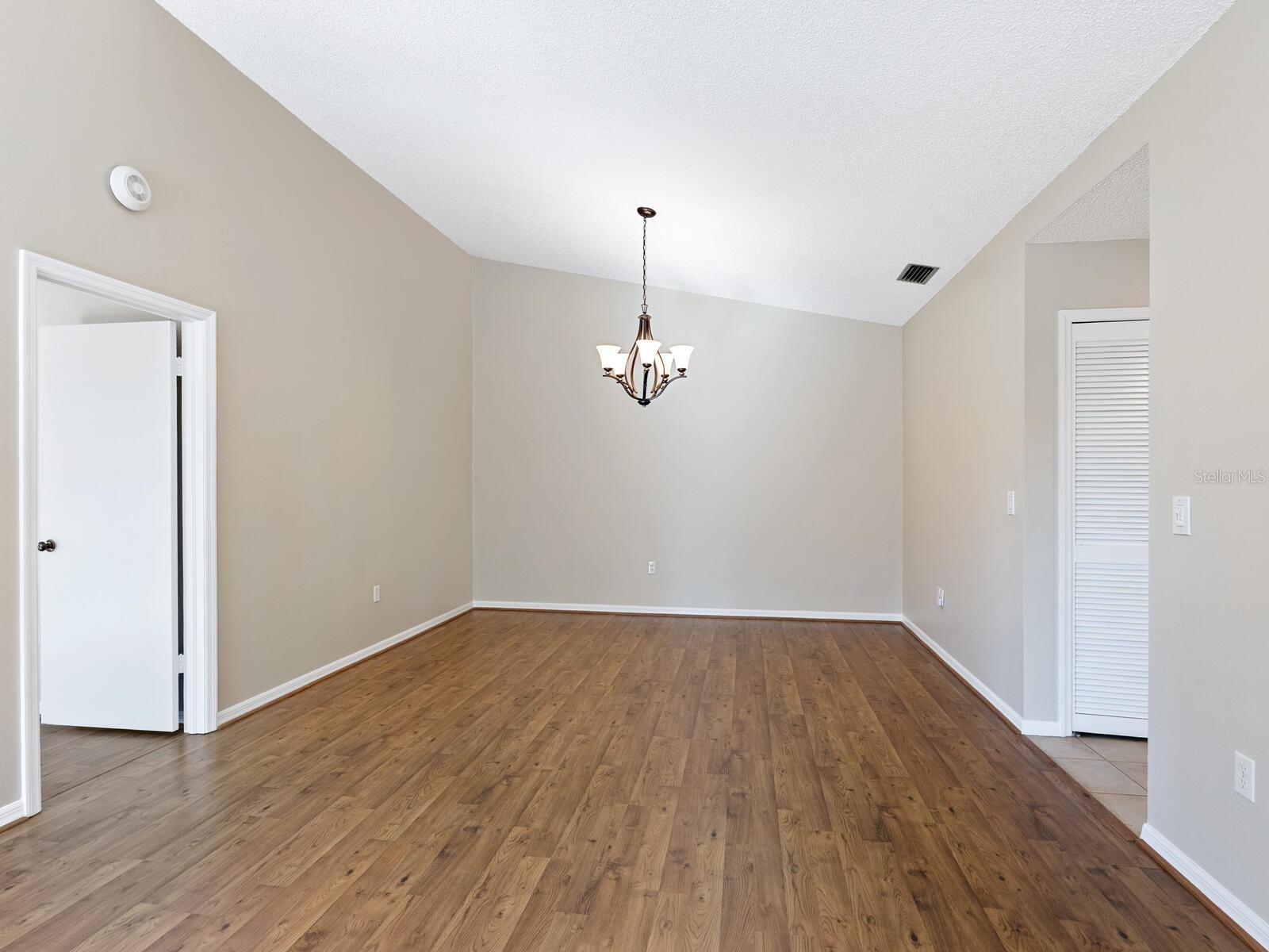 4372 Trails Drive #15-1 Sarasota FL 34232 A4678938 image28