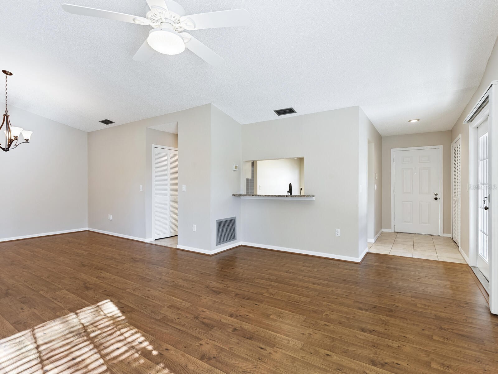 4372 Trails Drive #15-1 Sarasota FL 34232 A4678938 image29