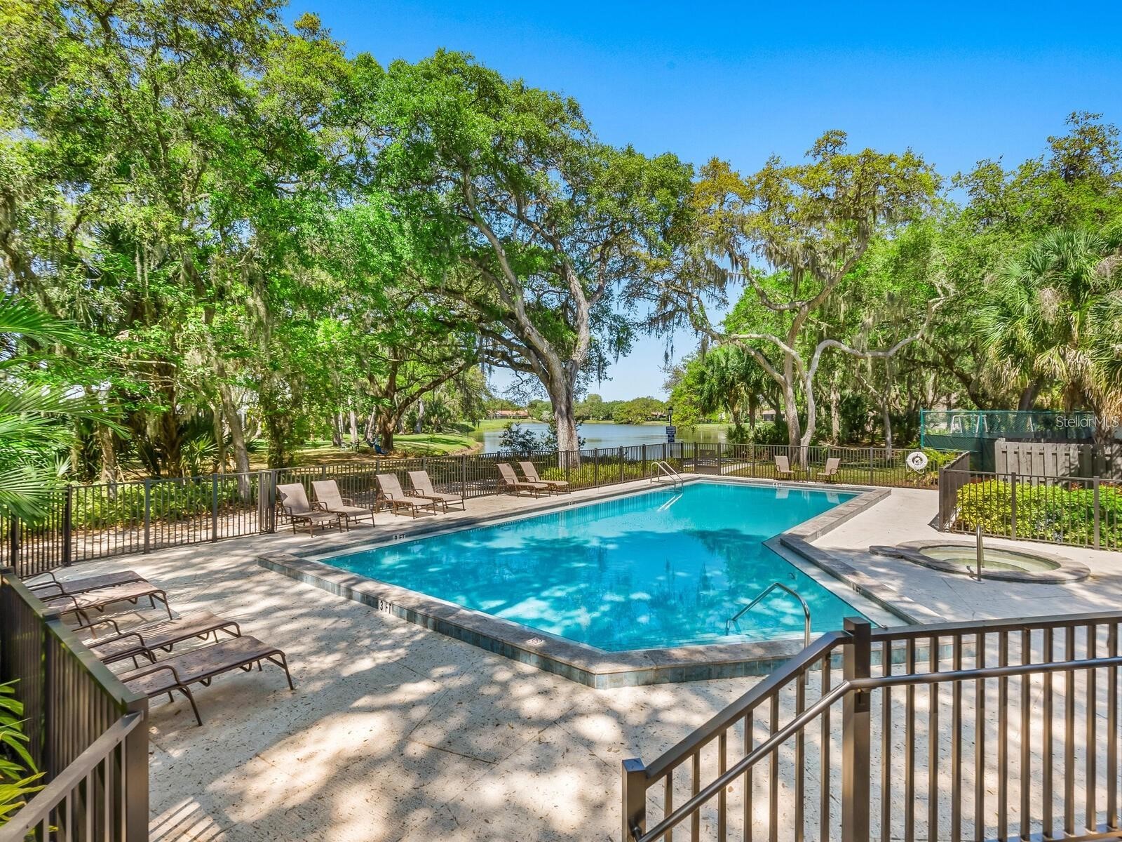 4372 Trails Drive #15-1 Sarasota FL 34232 A4678938 image53