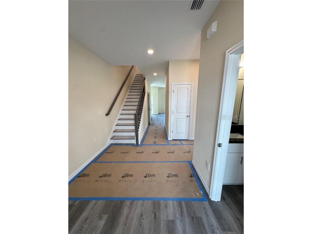 4374 Cambio Gardens Court Tampa FL 33610 TB8440124 image11