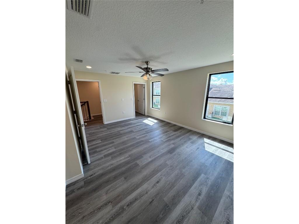 4374 Cambio Gardens Court Tampa FL 33610 TB8440124 image13