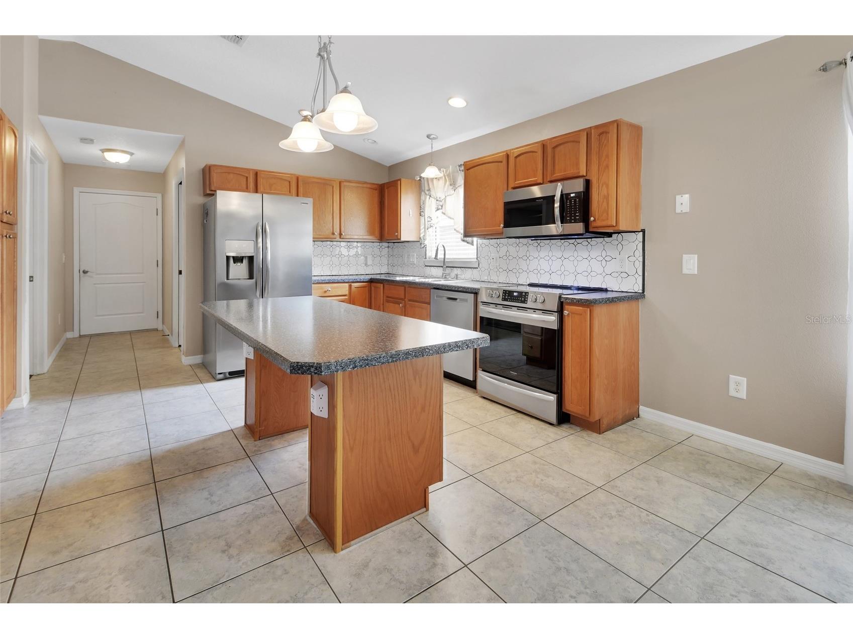 43746 Sunset Drive Paisley FL 32767 - Lake Grace V4946554 image15