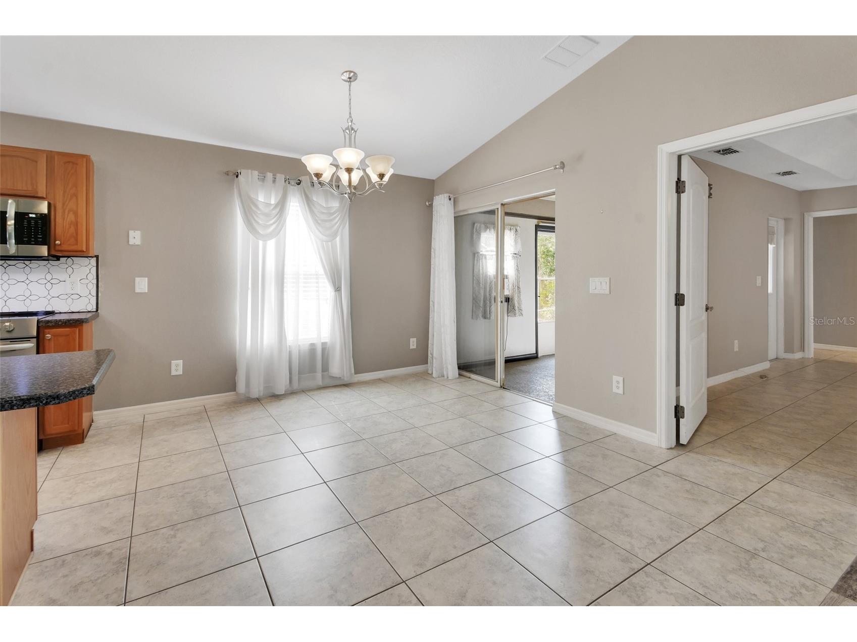 43746 Sunset Drive Paisley FL 32767 - Lake Grace V4946554 image17