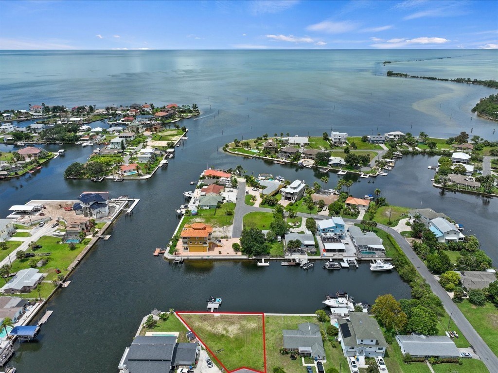 4375 8th Isle Drive Hernando Beach FL 34607 - DIRECT GULF ACCESS W7857358 image1