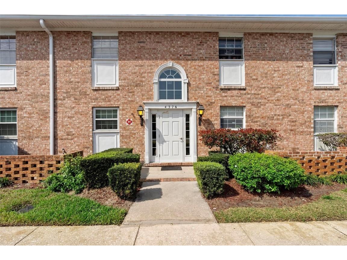 4376 Lake Underhill Road #C Orlando FL 32803 - LAKE UNDERHILL & LAKE GILES O6287158 image1