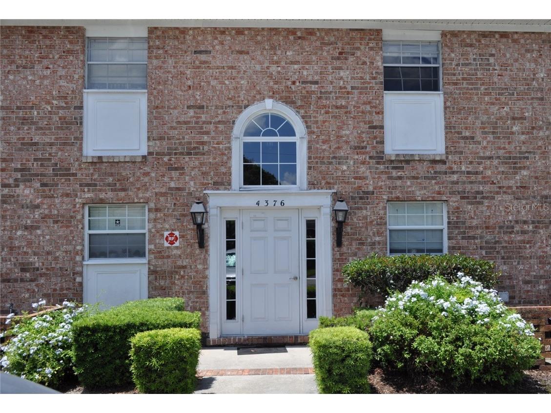 4376 Lake Underhill Road #D Orlando FL 32803 - LAKE GILES O6093678 image1