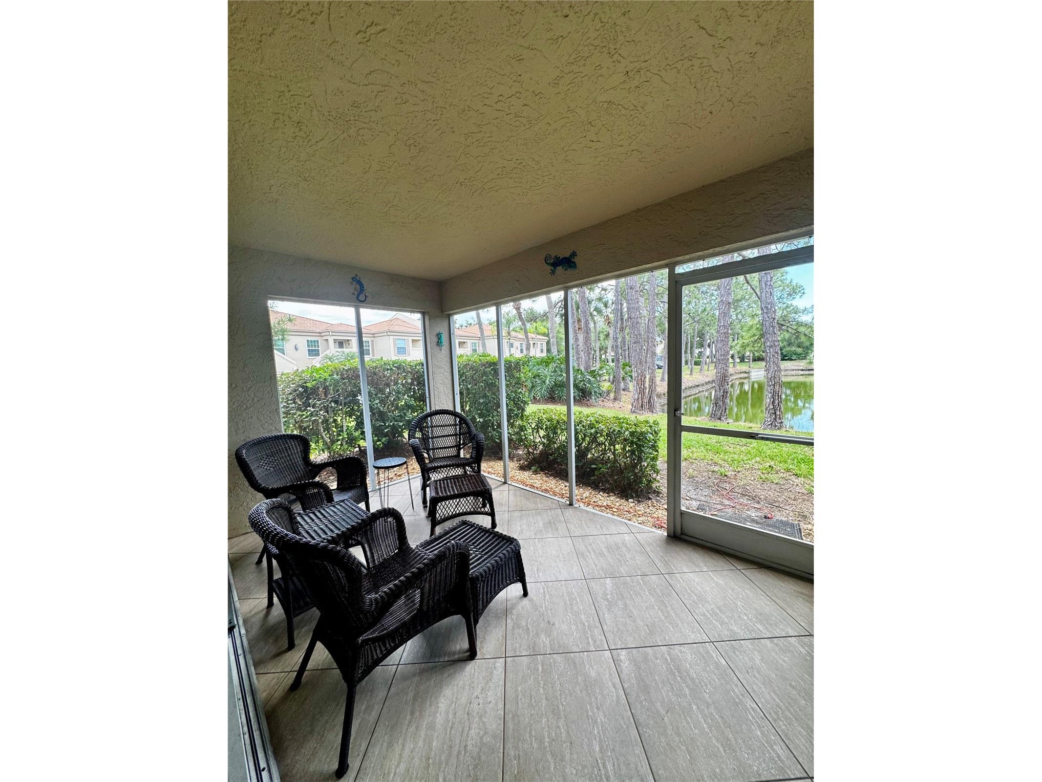 4377 Longmeadow #7 Sarasota FL 34235 A4692700 image20