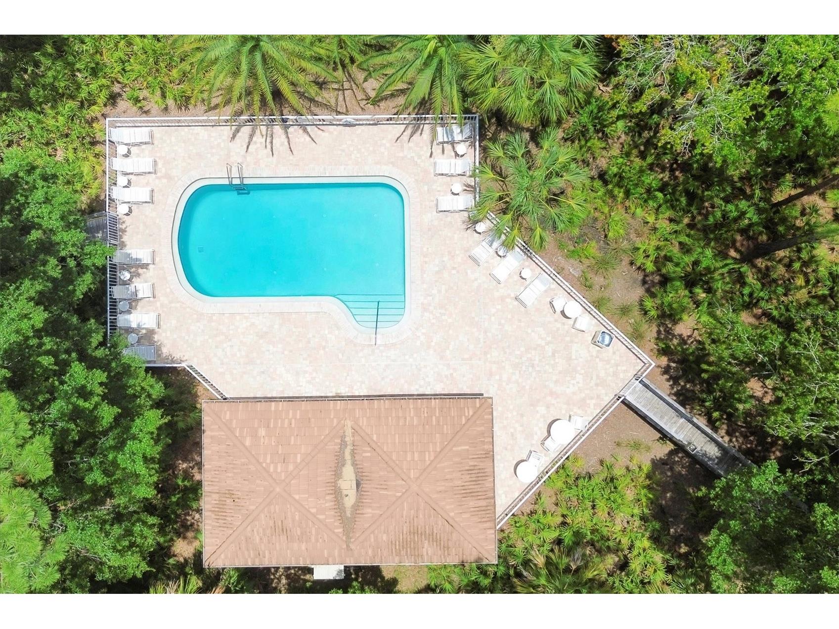 4377 Longmeadow #7 Sarasota FL 34235 A4692700 image31