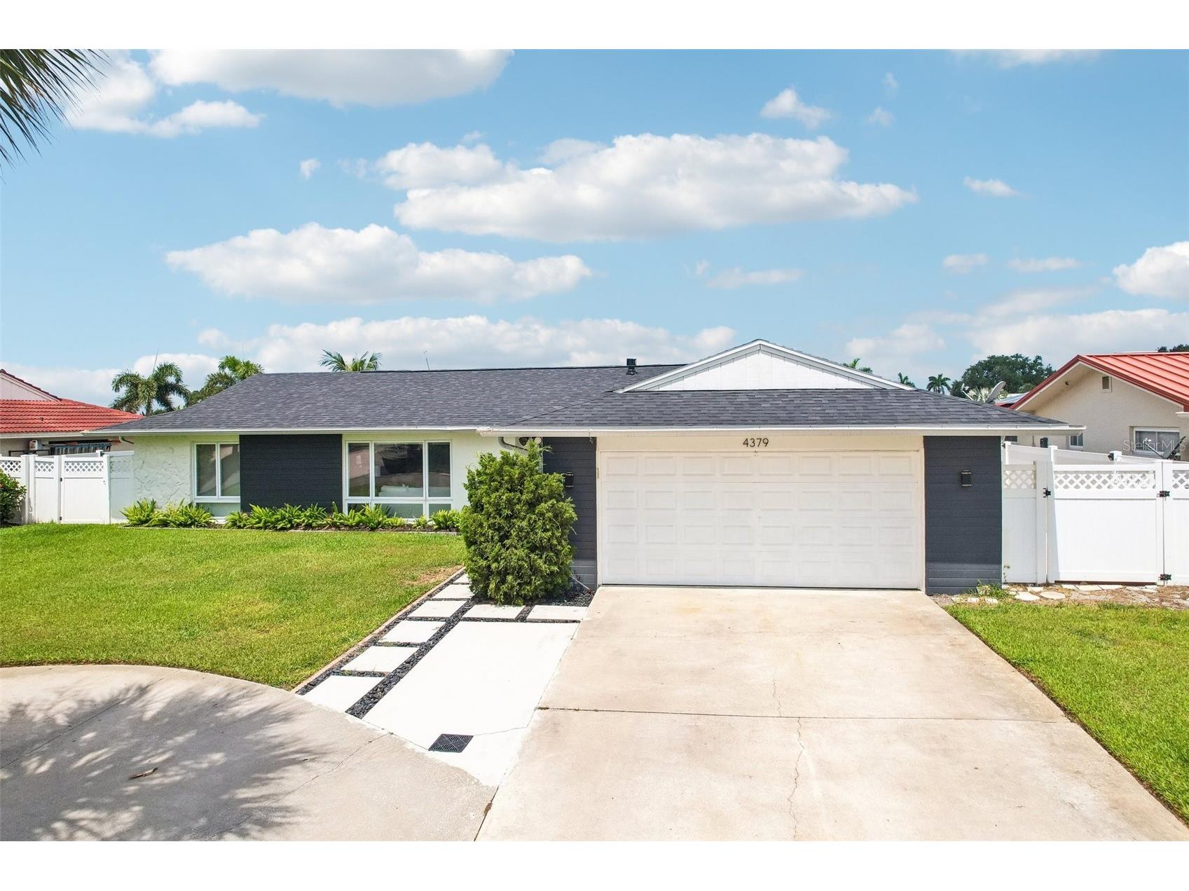 4379 44th Street S Saint Petersburg FL 33711 TB8520192 image1