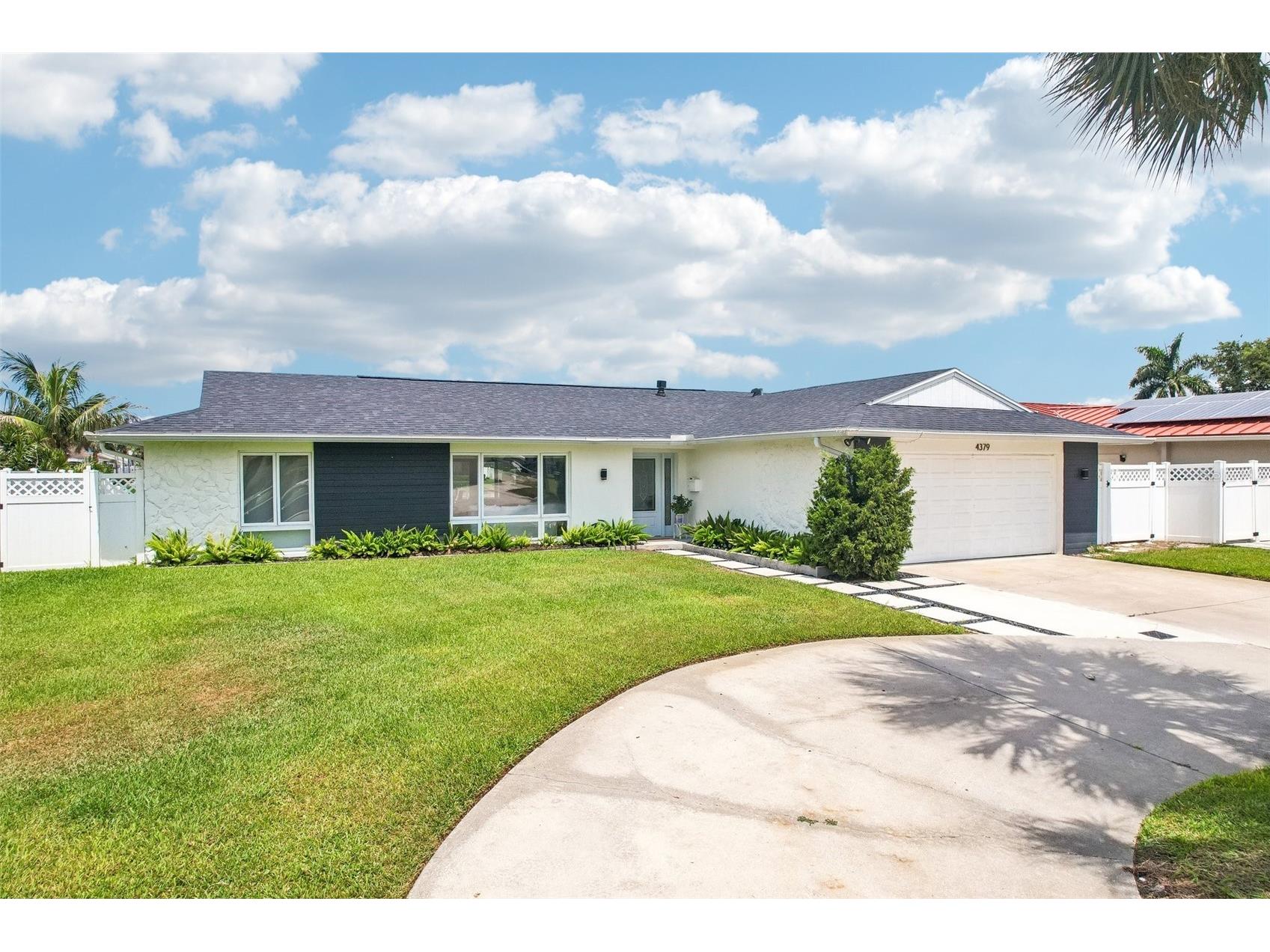 4379 44th Street S Saint Petersburg FL 33711 TB8520192 image77