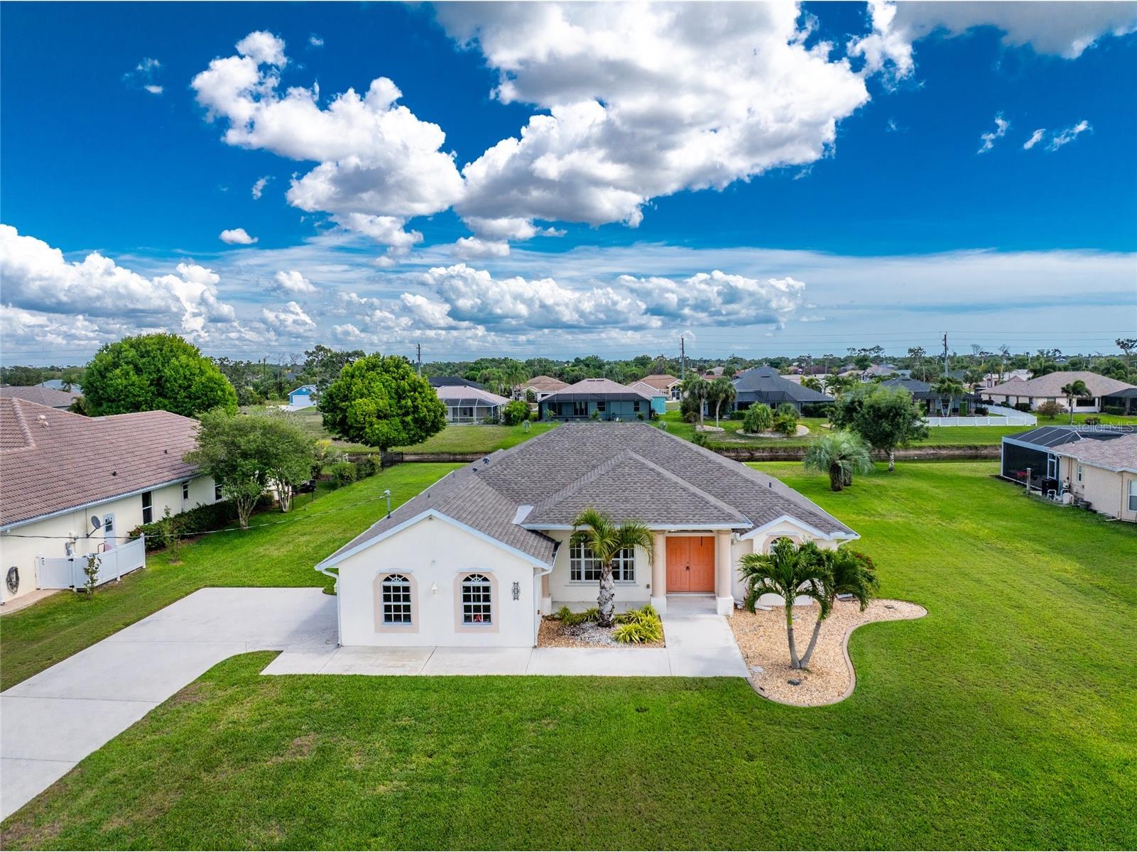 438 Boundary Boulevard Rotonda West FL 33947 D6146843 image1