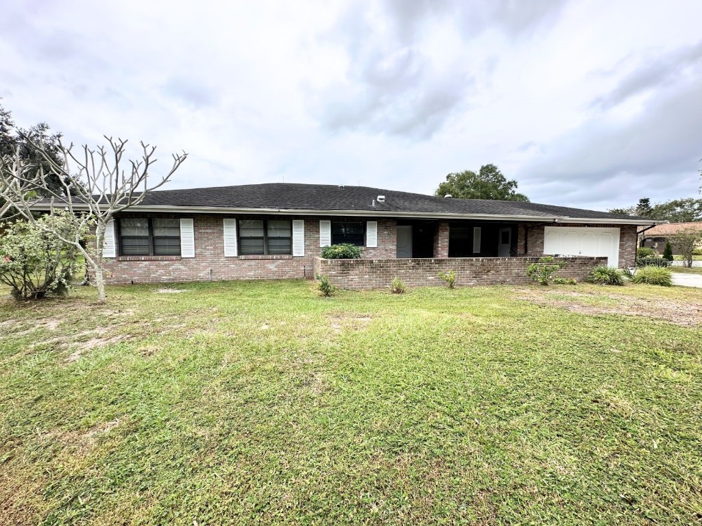 438 Gleneagles Court Winter Haven FL 33884 P4928131 image1