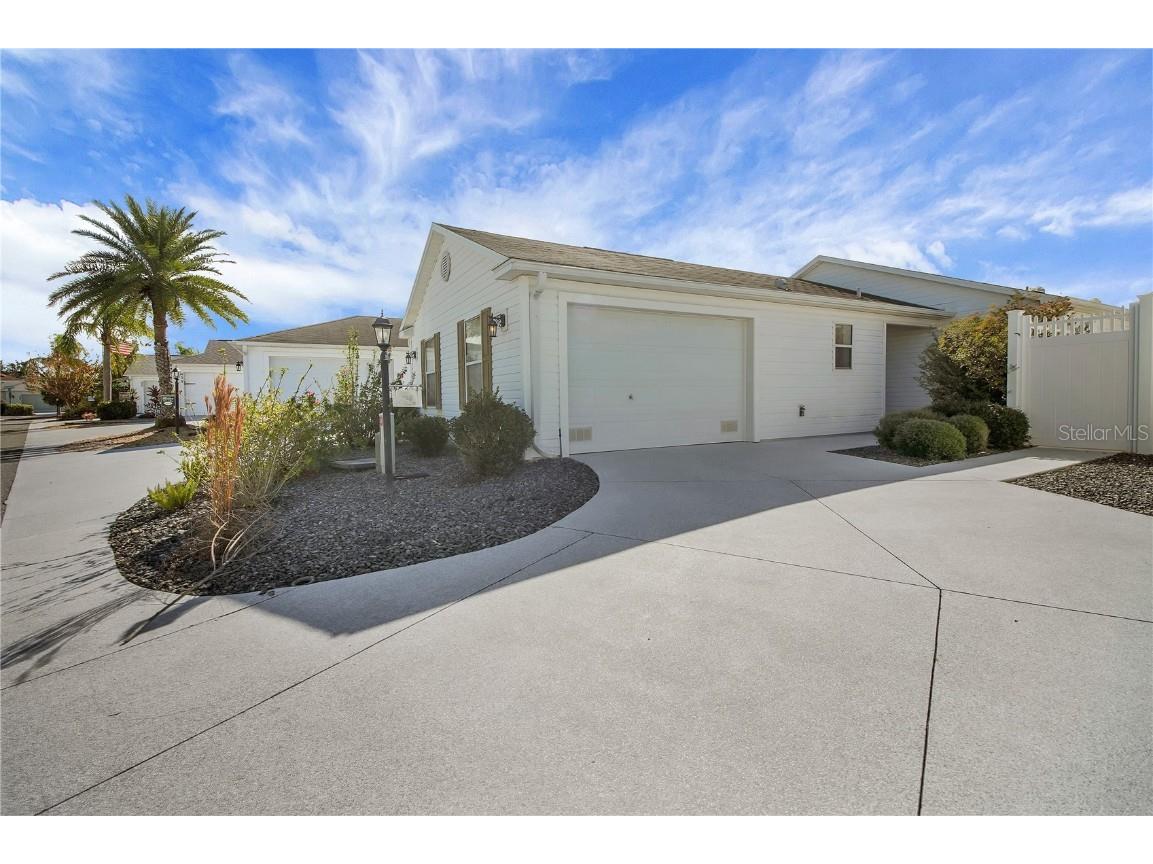 438 Grovewood Place The Villages FL 32162 G5105373 image4