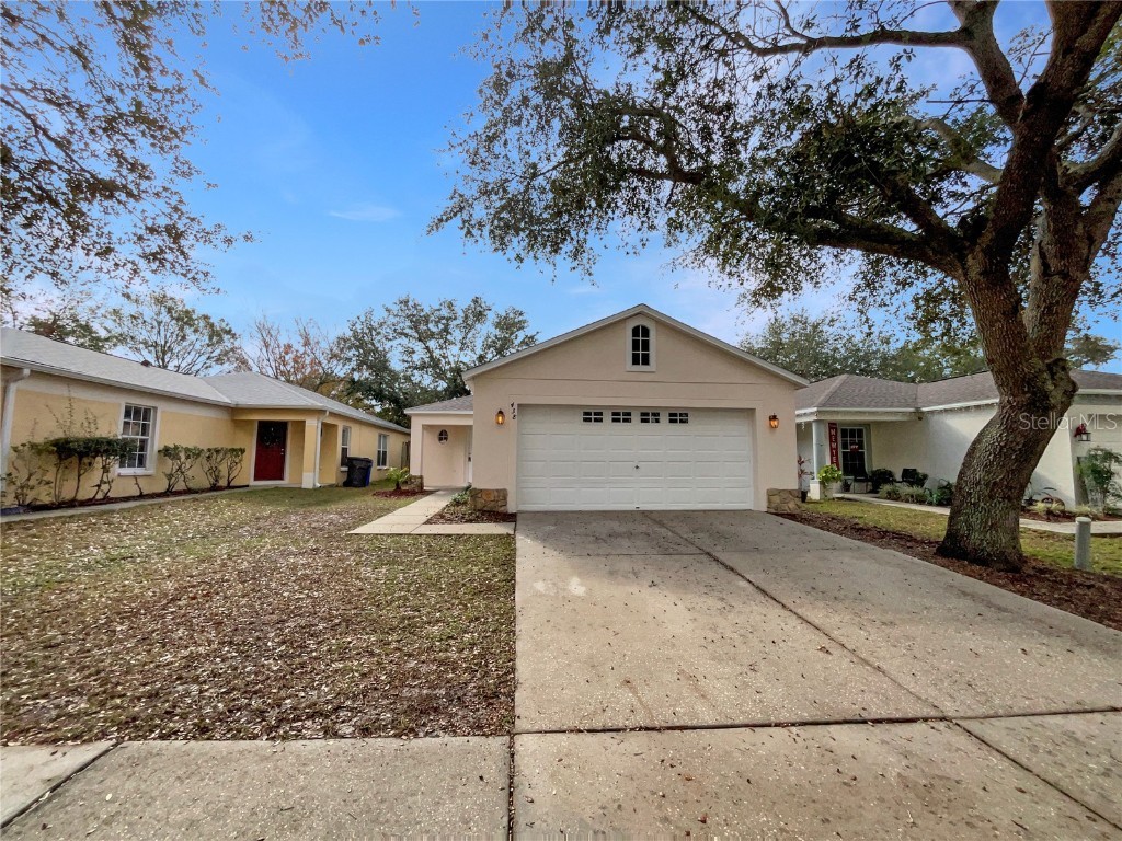 438 Maple Pointe Drive Seffner FL 33584 O6267640 image1