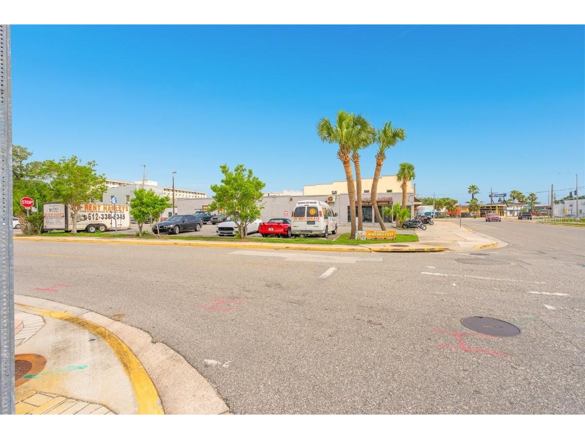 438 N Beach Street Daytona Beach FL 32114 V4943209 image6