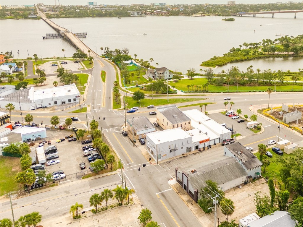438 N Beach Street Daytona Beach FL 32114 V4943209 image9