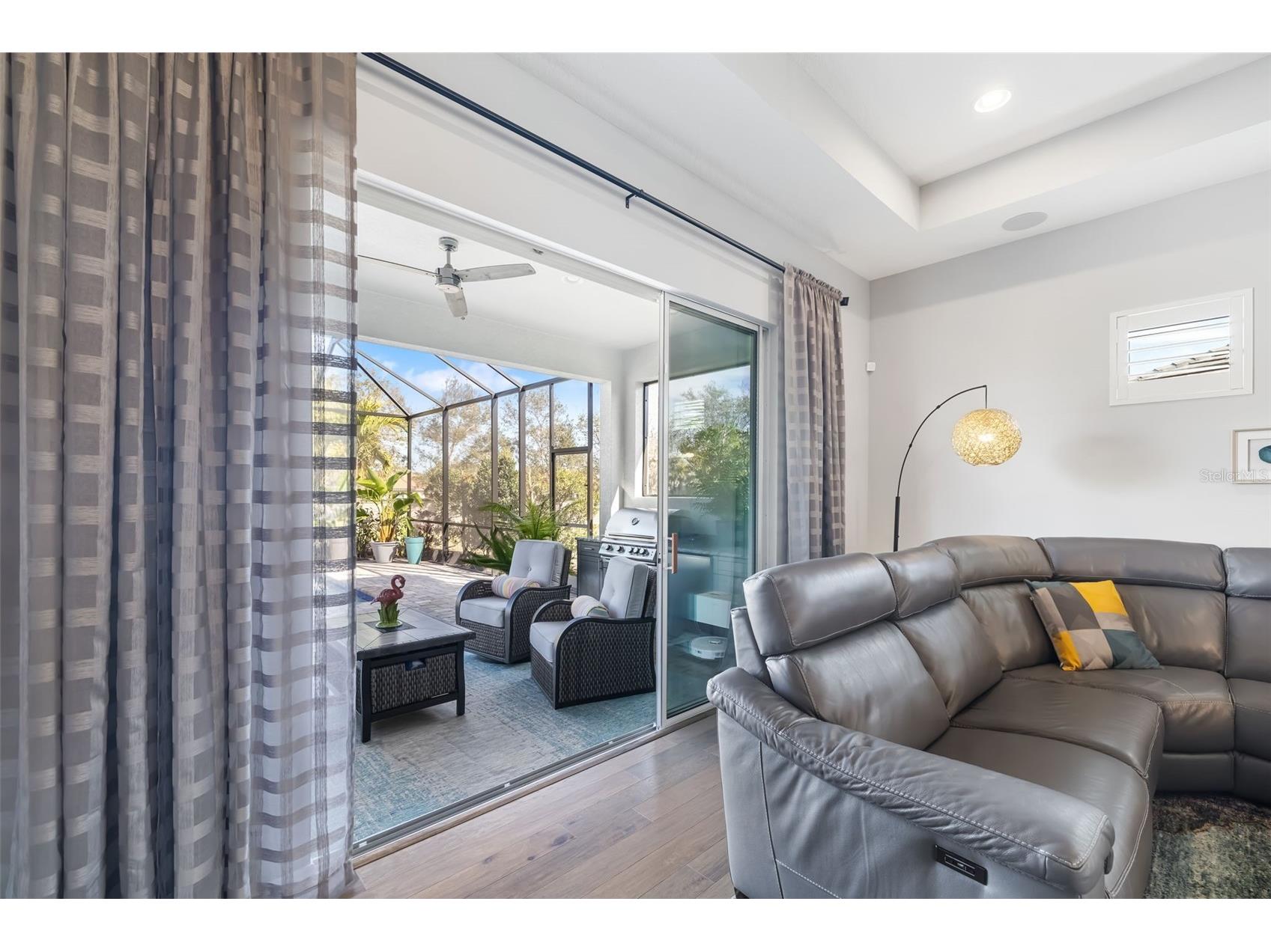 438 Whistler Glen Bradenton FL 34212 A4689710 image12
