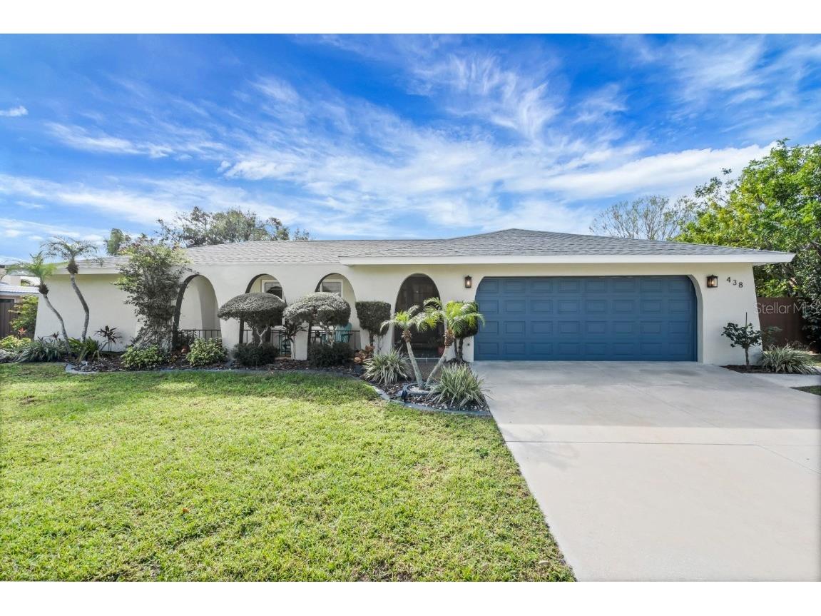 438 Whitfield Avenue Sarasota FL 34243 A4559681 image1