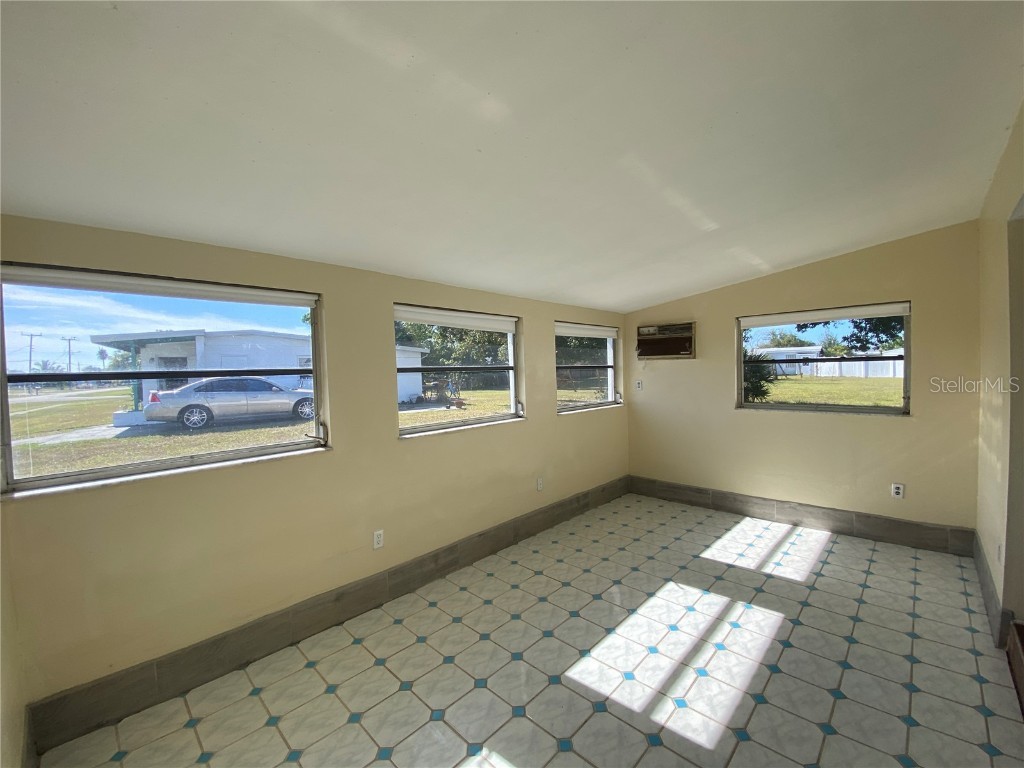 4380 Conway Boulevard Port Charlotte FL 33952 C7519082 image2