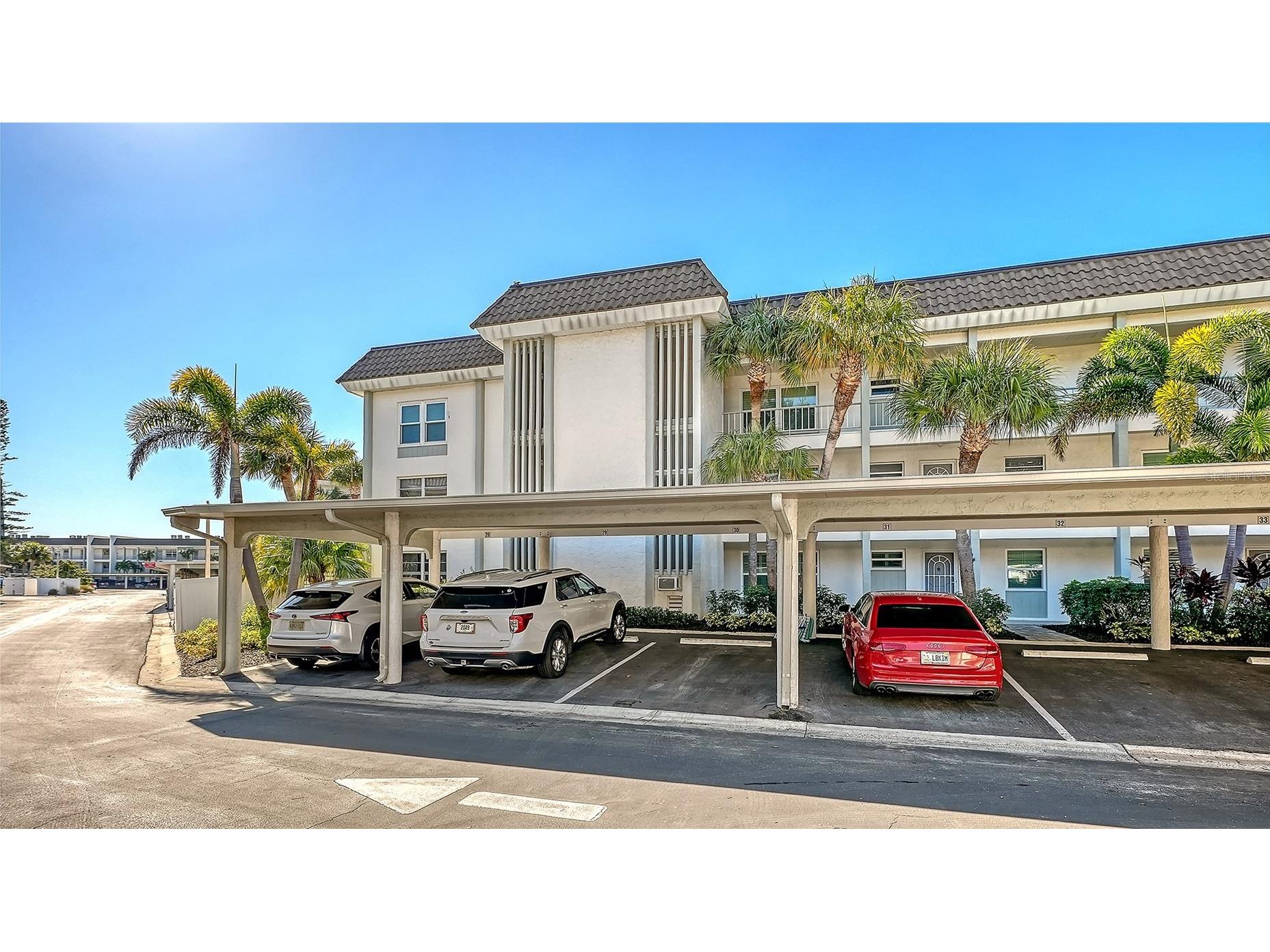 4380 Exeter Drive #101 Longboat Key FL 34228 A4686109 image1